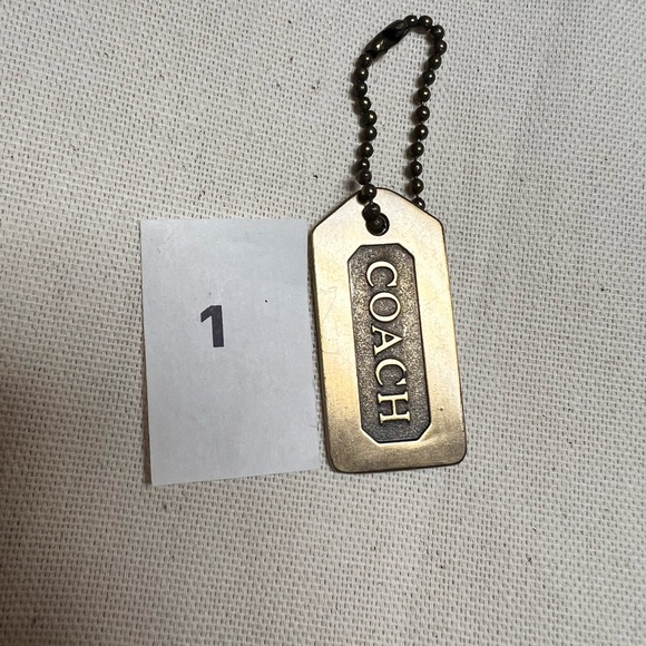 Coach Metallic Tag - Picture 1 of 3